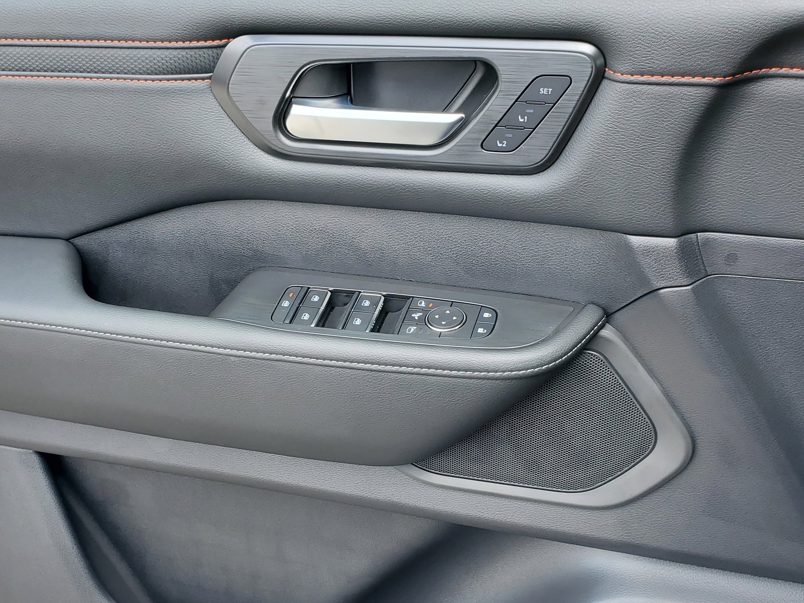 New 2026 Alpine Metallic Nissan PRO-4X® image 21