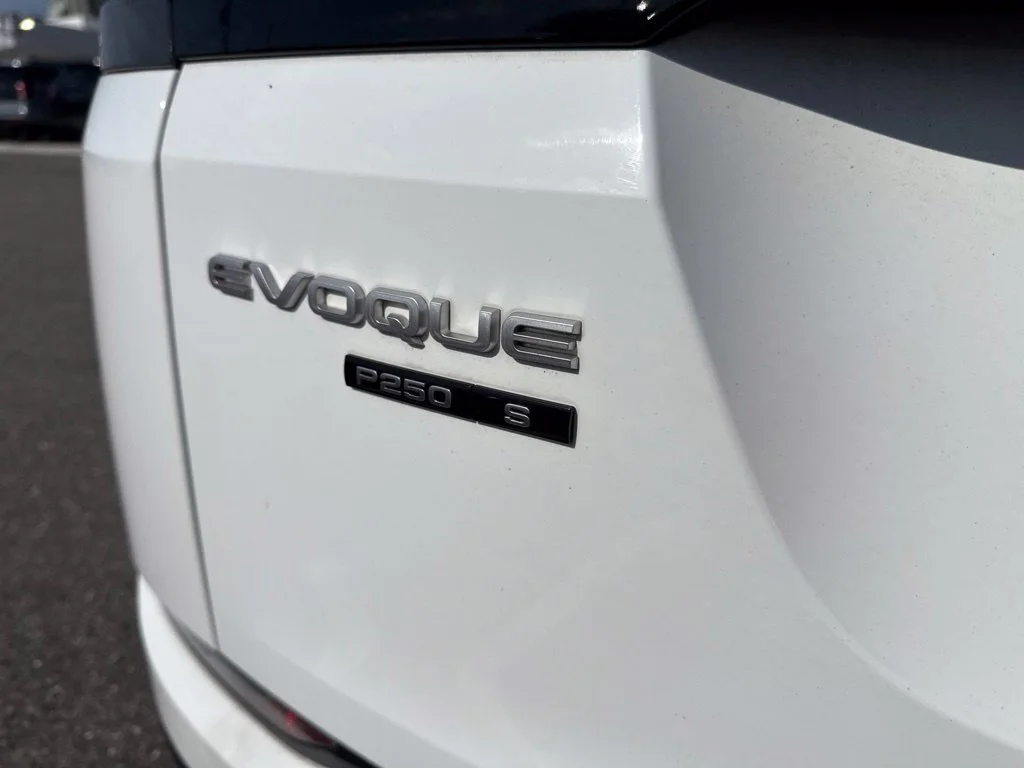 Used 2020 Fuji White Land Rover S image 12