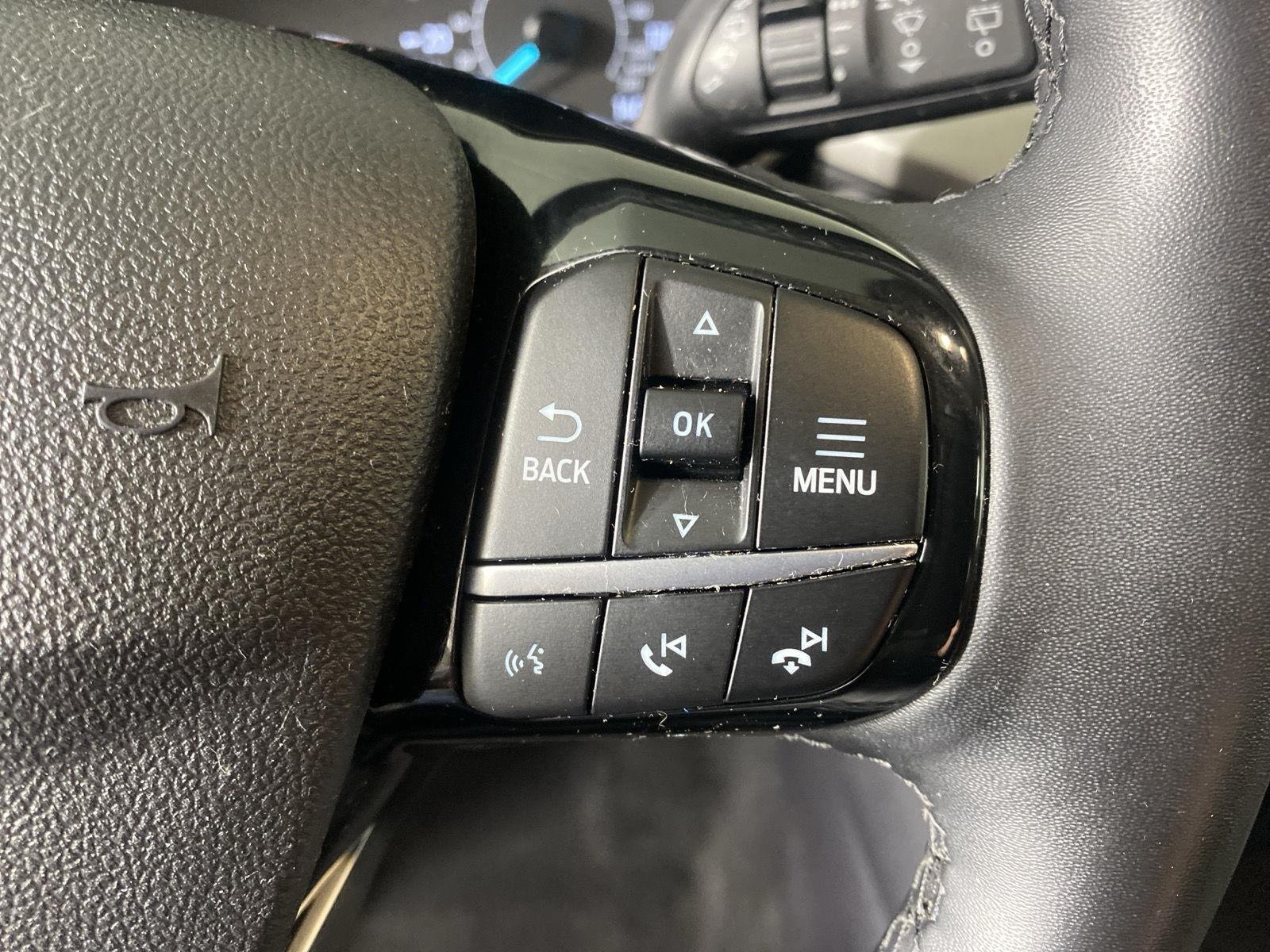 Used 2022 Oxford White Ford  image 18