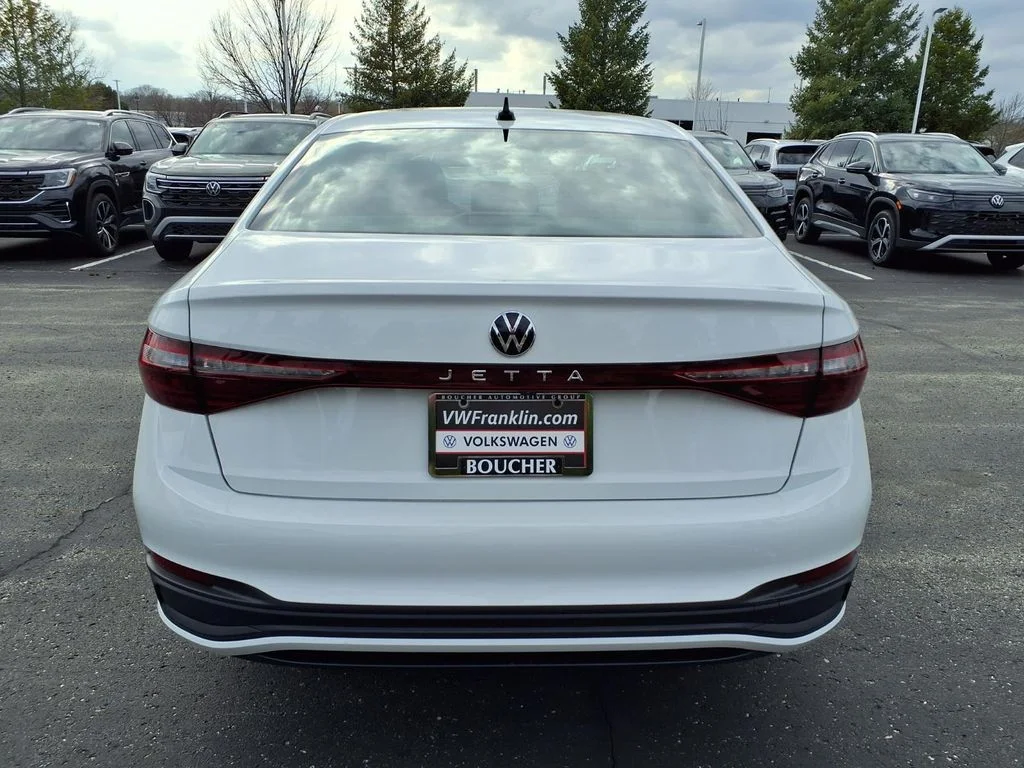 New 2026 Pure White Volkswagen 1.5T Sport image 4