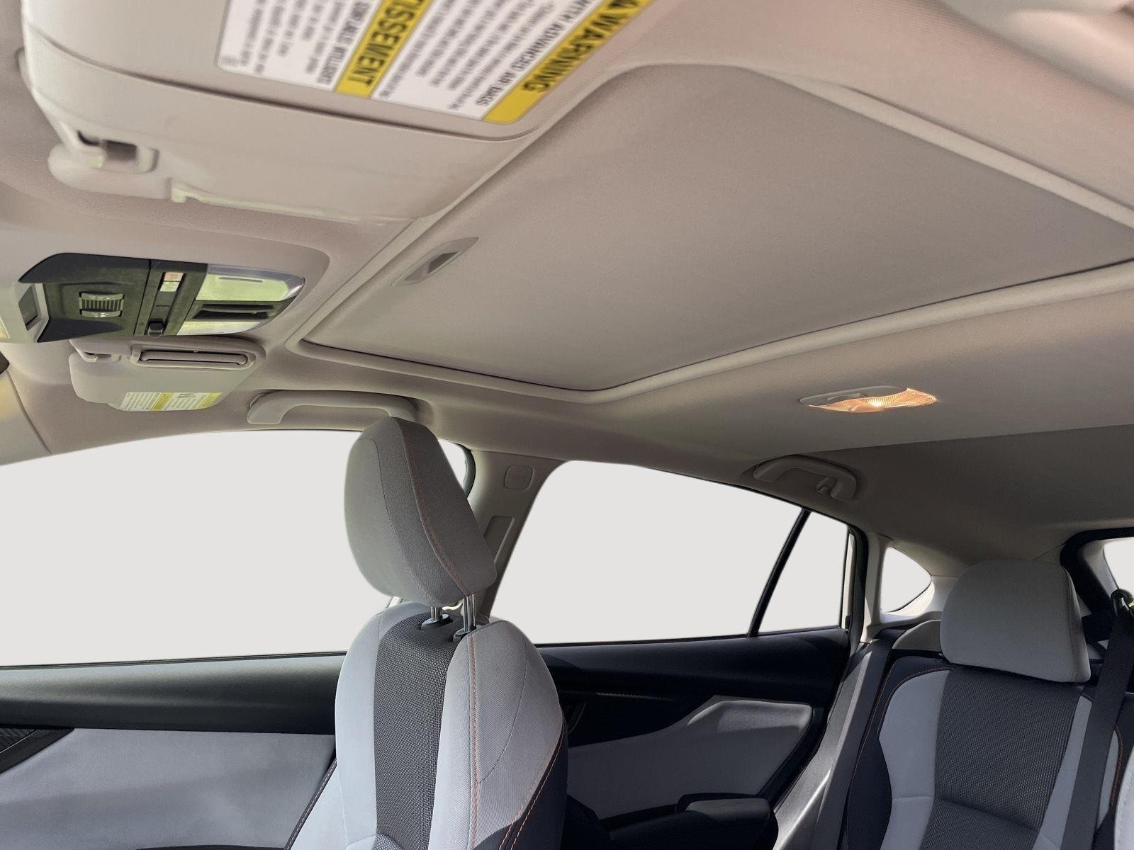 Used 2018 Crystal White Pearl Subaru Premium image 4