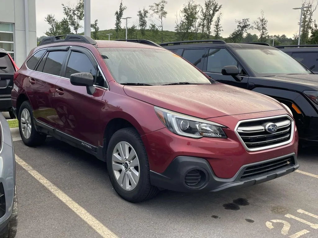 Used 2019 Crimson Red Pearl Subaru 2.5i (CVT) image 1