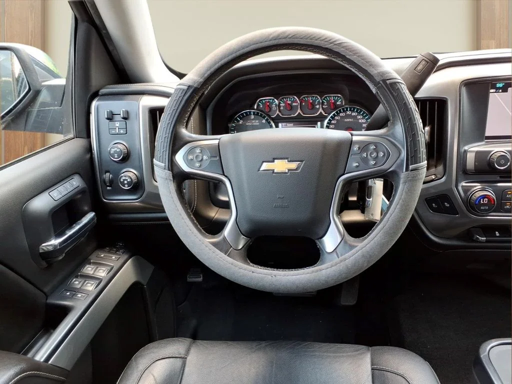 Used 2017 Gray Chevrolet LTZ image 21