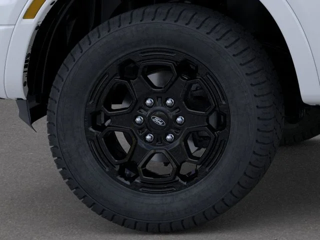 New 2026 Oxford White Ford XLT image 19