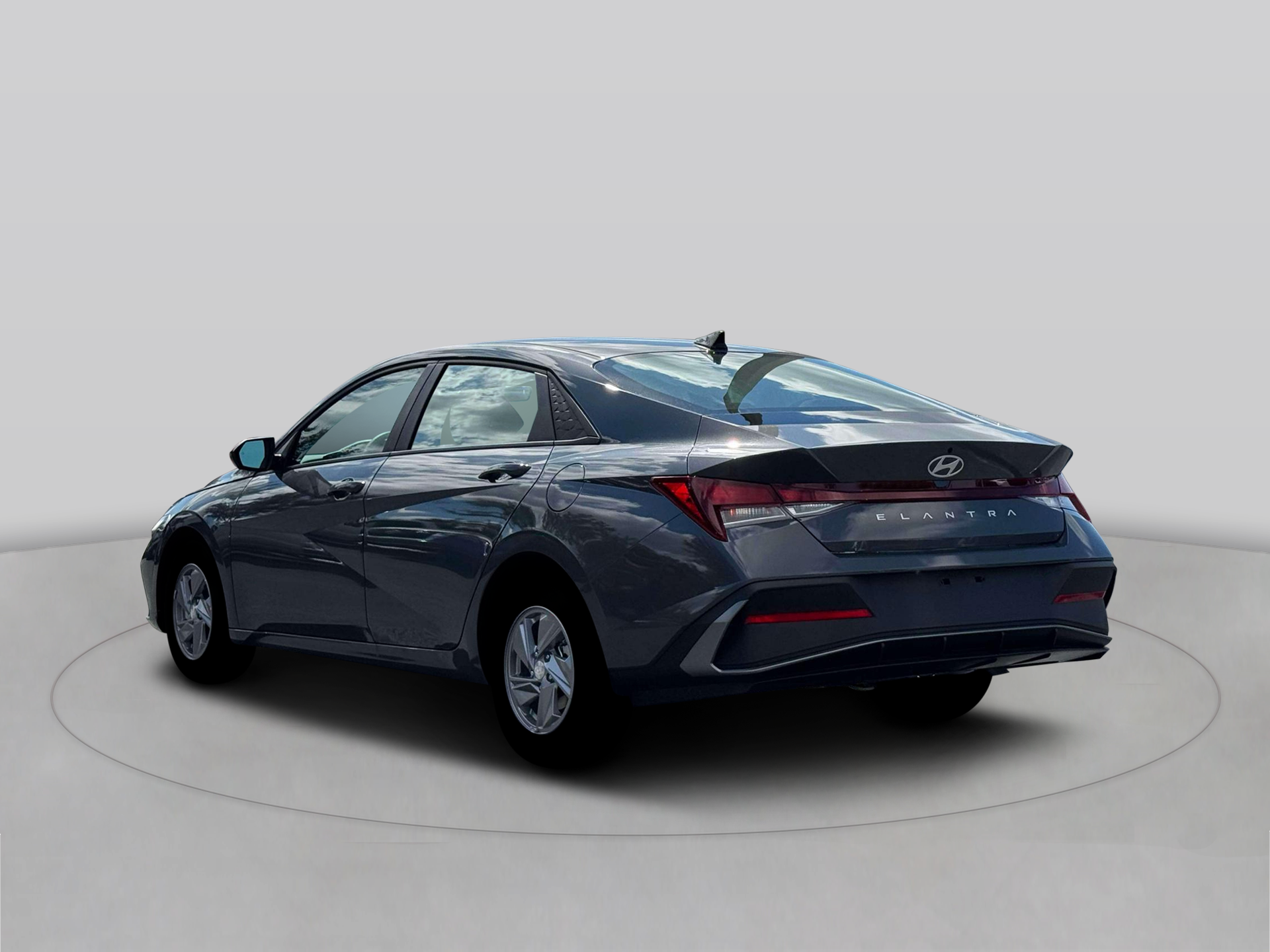 New 2026 Gray Hyundai SE image 5