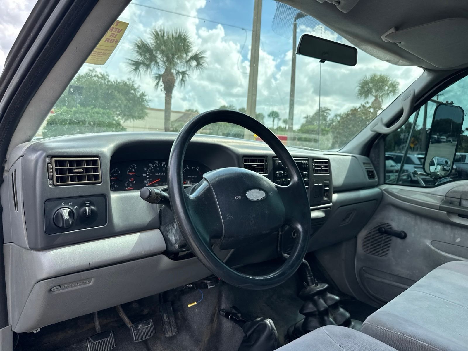 Used 2004 White Ford XLT image 25