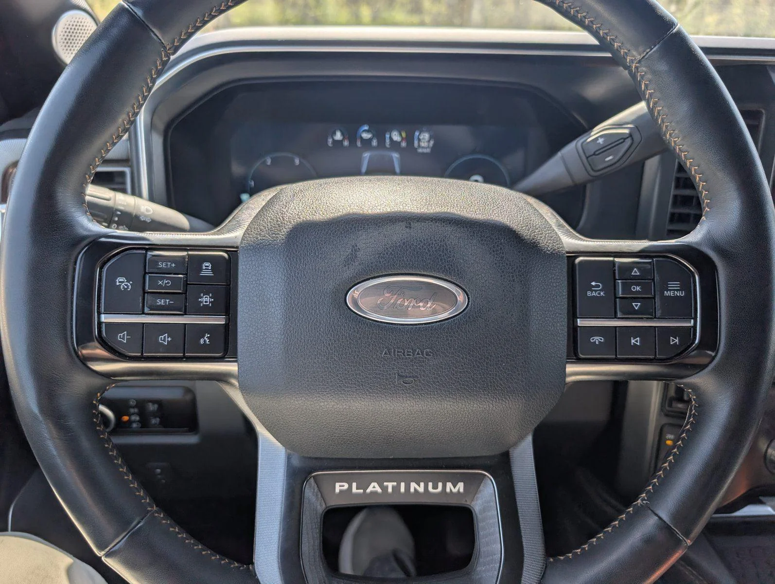 Used 2024 Iconic Silver Metallic Ford Platinum image 25
