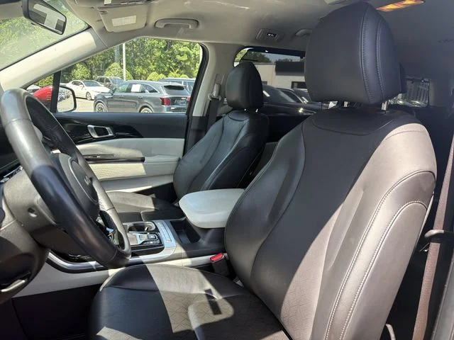 Certified Used 2024 Red Kia EX image 11