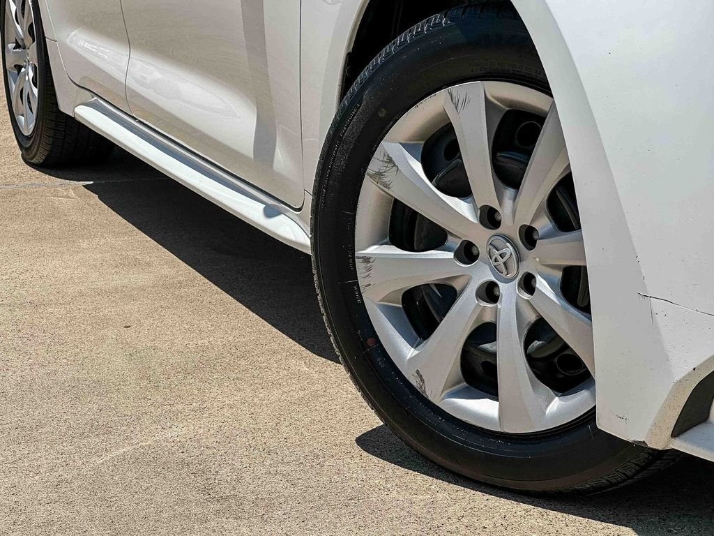 Used 2023 White Toyota LE image 8