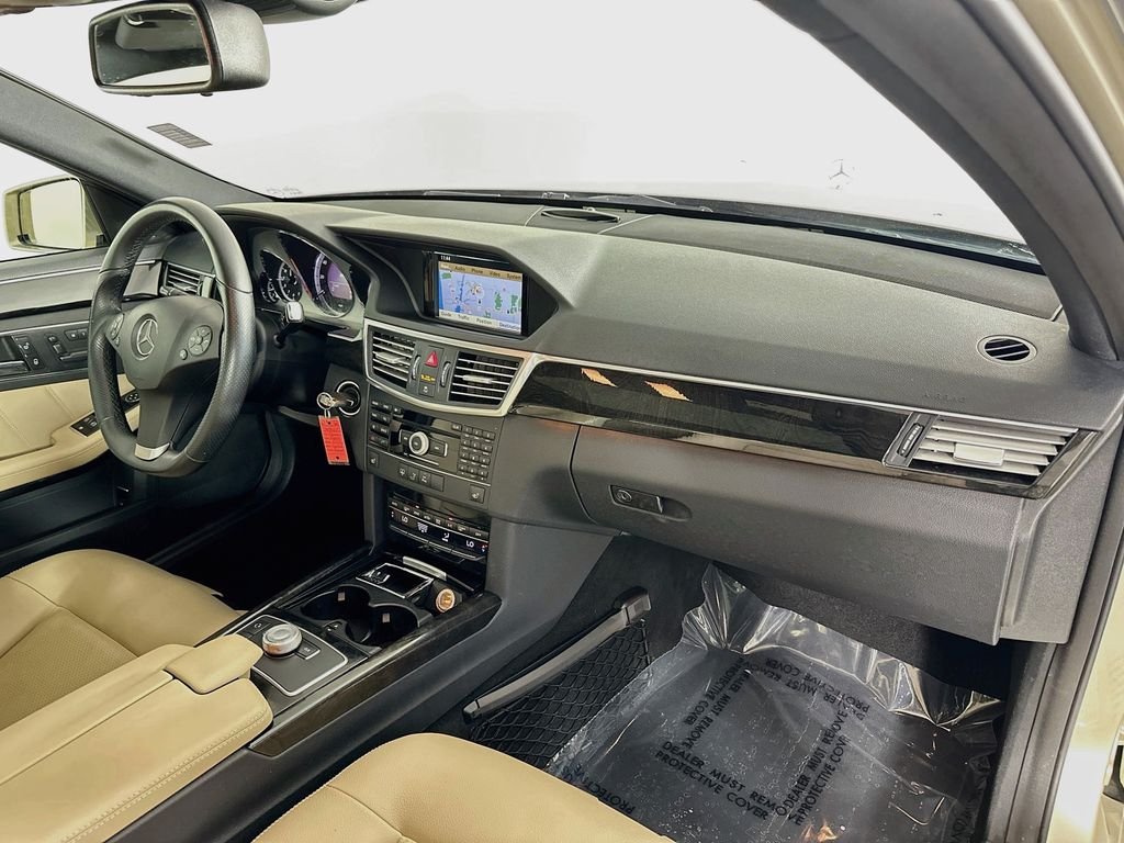 Used 2010 Brown Mercedes-Benz E 350 image 30