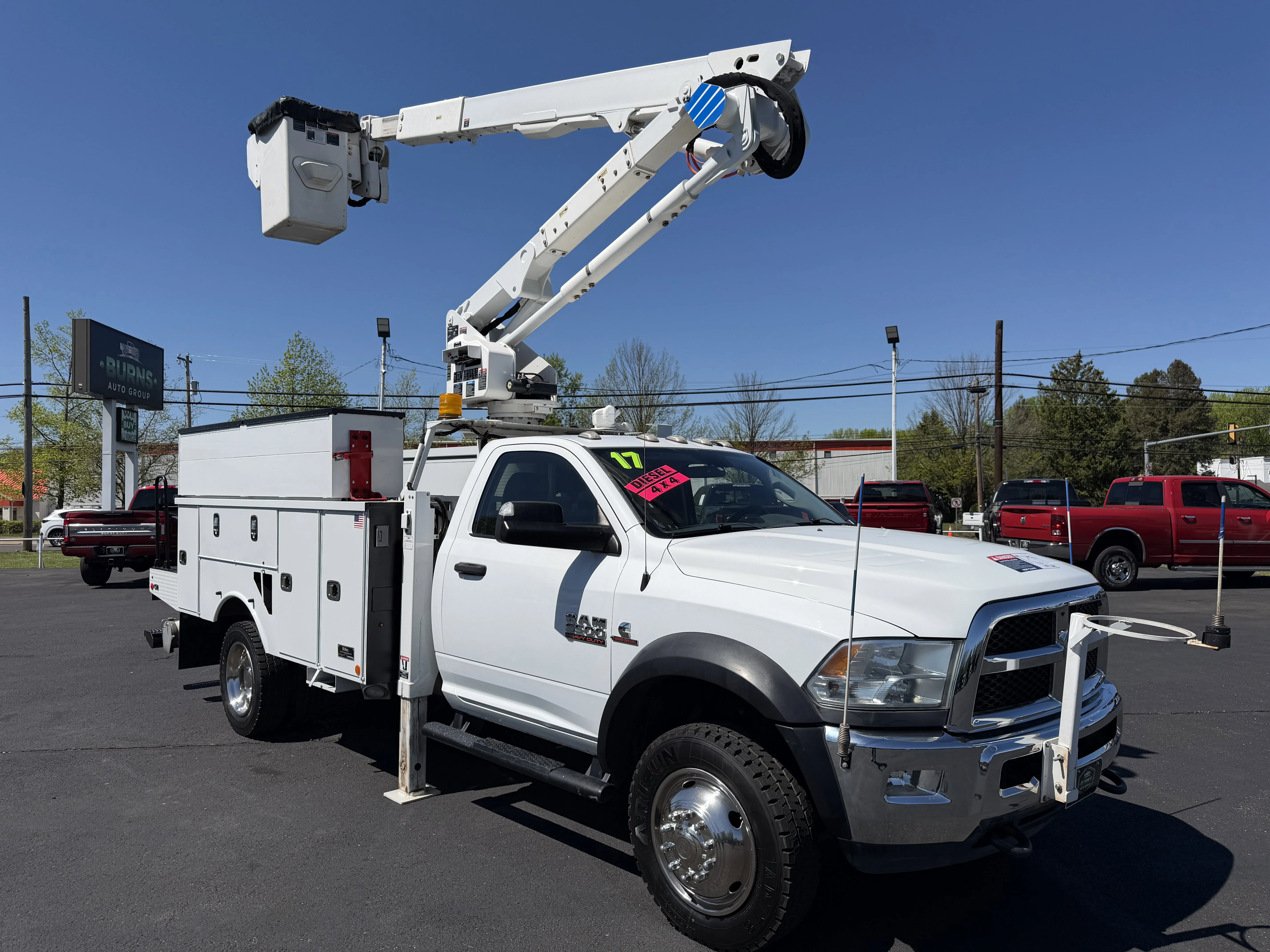Used 2017 Bright White Clearcoat Ram  image 2