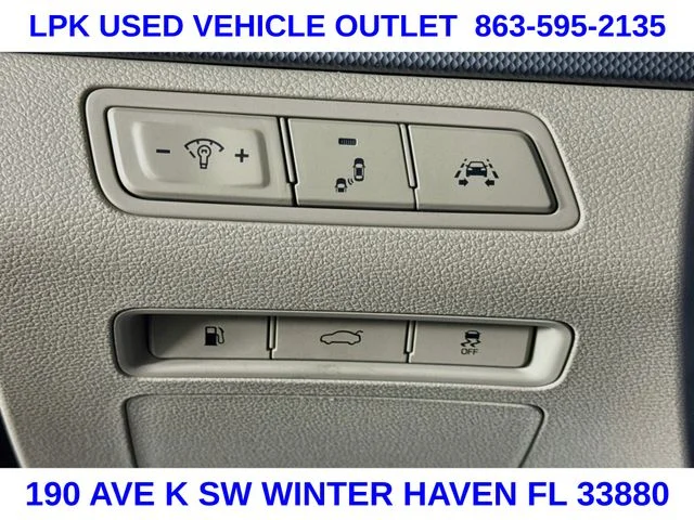 Used 2019 Black Hyundai SEL image 10