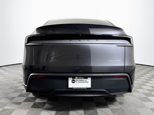 2026 Tesla Model Y Premium - Photo 6