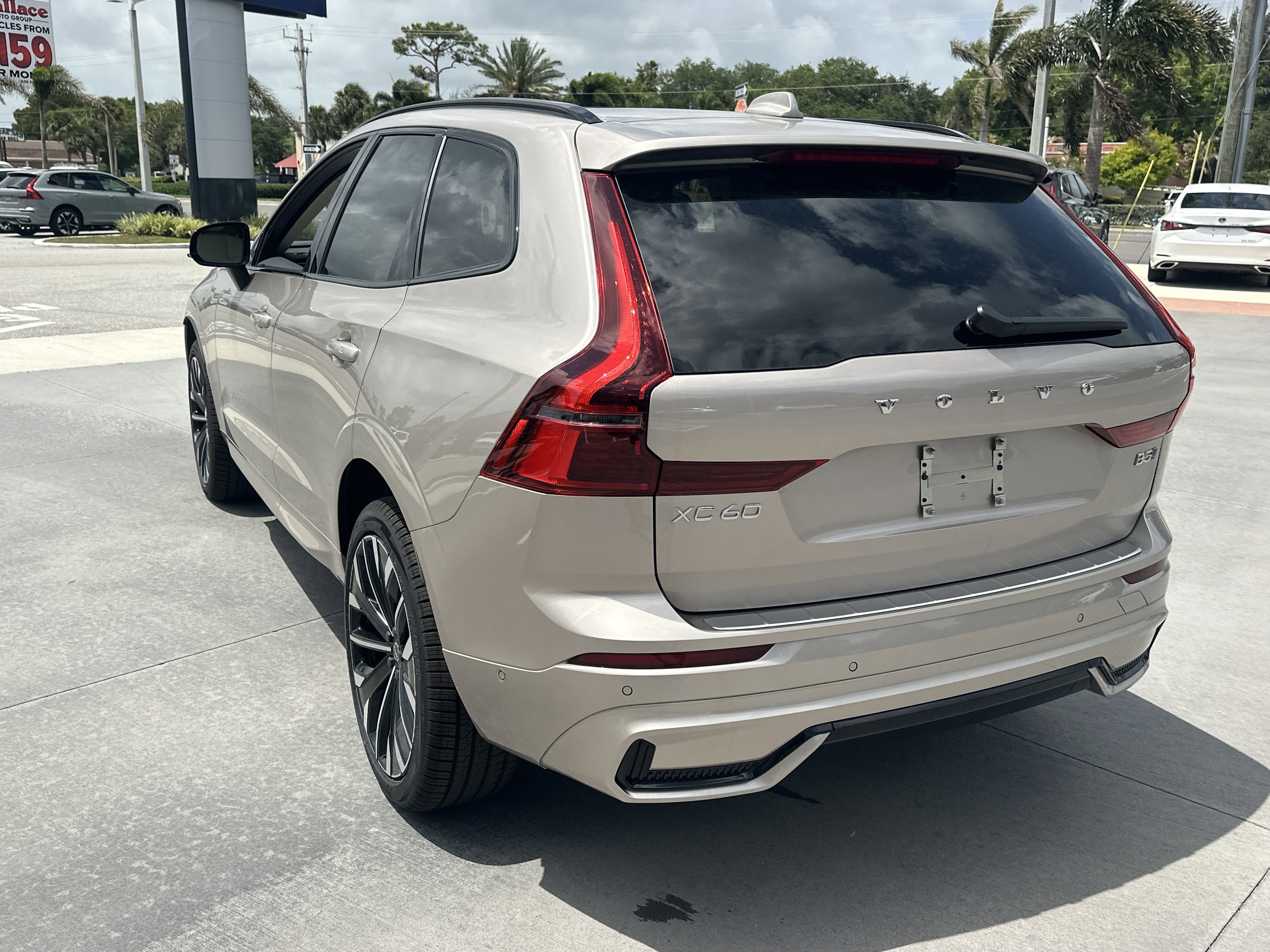 New 2026  Volvo Ultra image 9