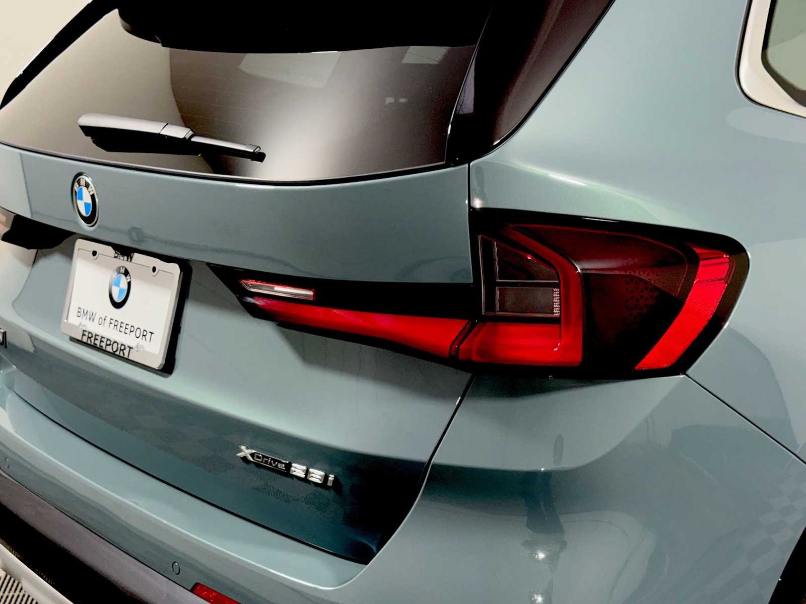 2026 BMW X1 28i - Photo 27