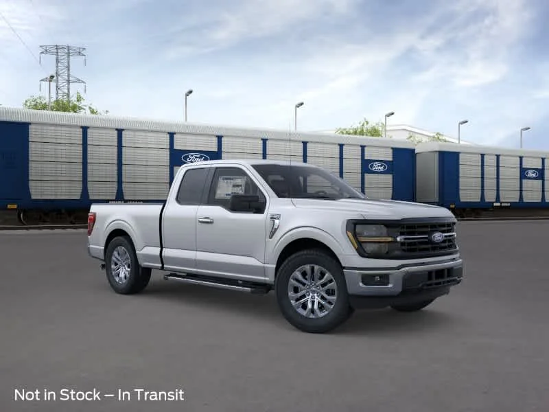 New 2026 Iconic Silver Metallic Ford XLT image 7