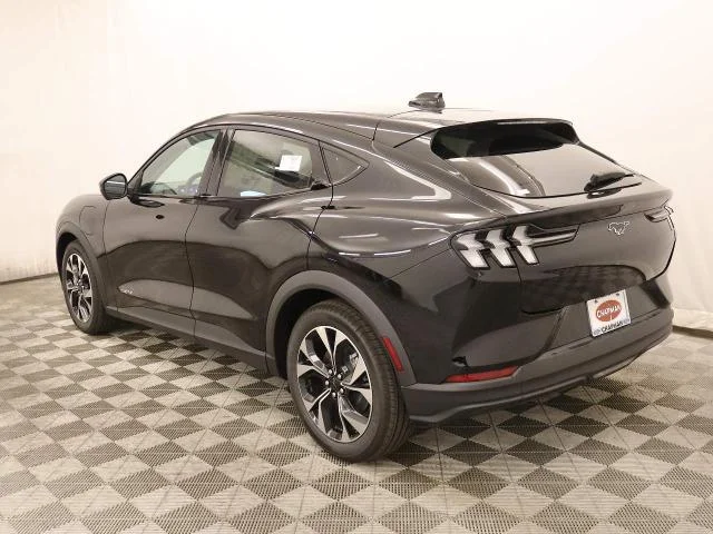 New 2026 Shadow Black Ford Select image 2