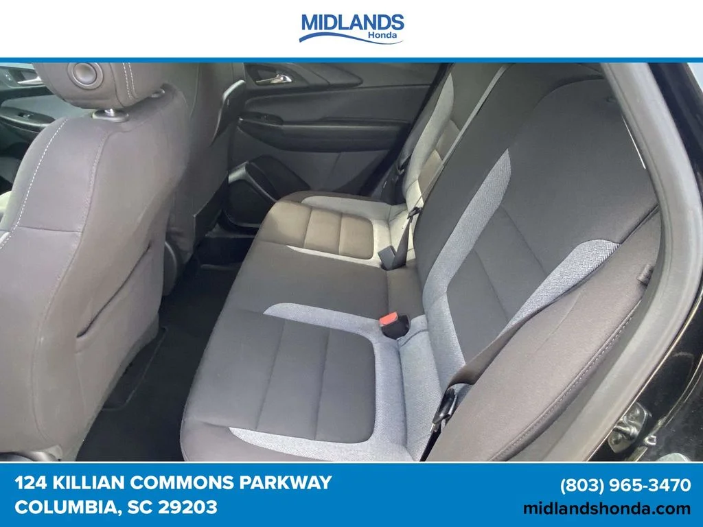 Used 2025 Black Metallic Chevrolet LT image 11