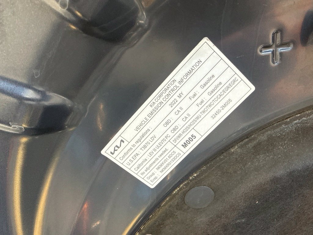 Used 2022 Gray Kia LXS image 20