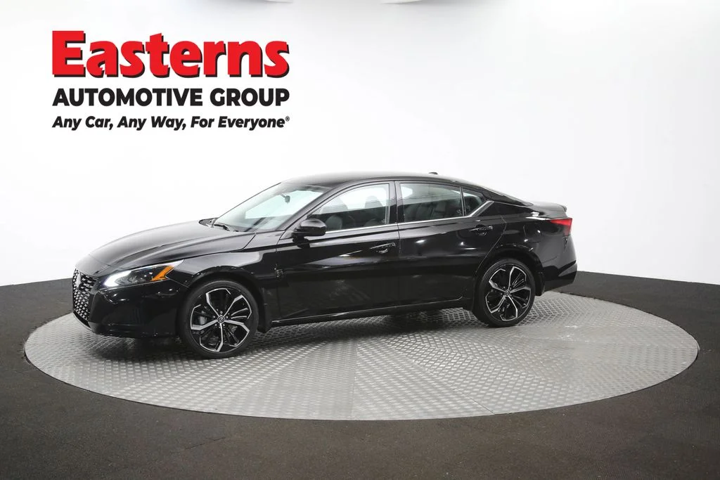 Used 2023 Black Nissan 2.5 SR image 61