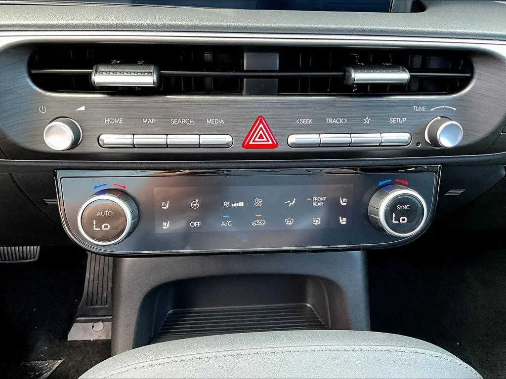 New 2026 Blue Hyundai SEL Premium image 21
