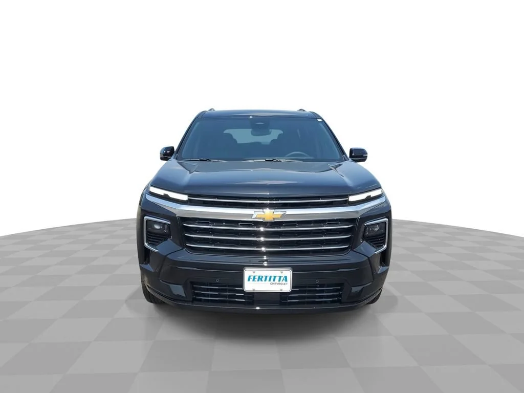 New 2026 Mosaic Black Metallic Chevrolet High Country image 3