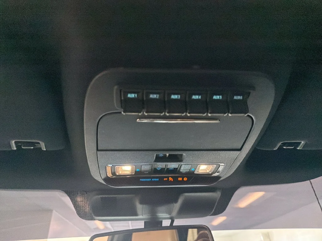 Used 2023 White Ford Lariat image 18