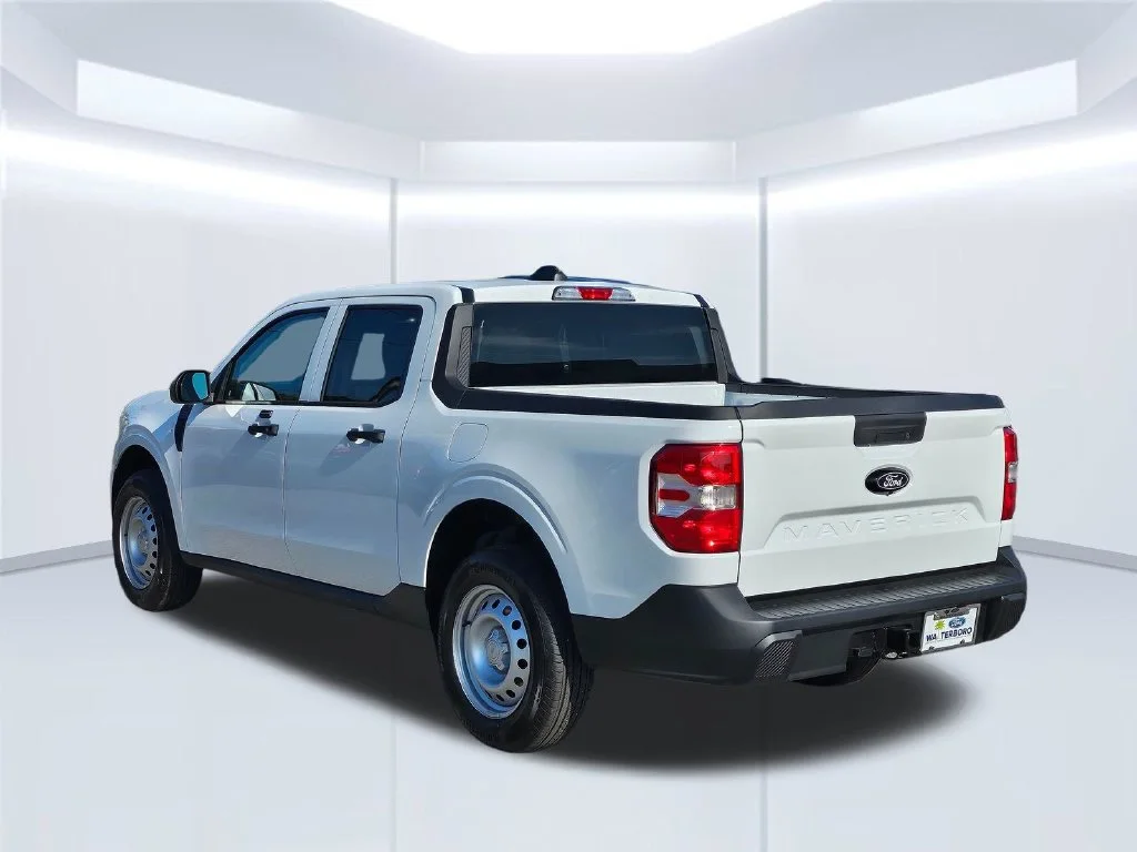New 2026 White Ford XL image 18