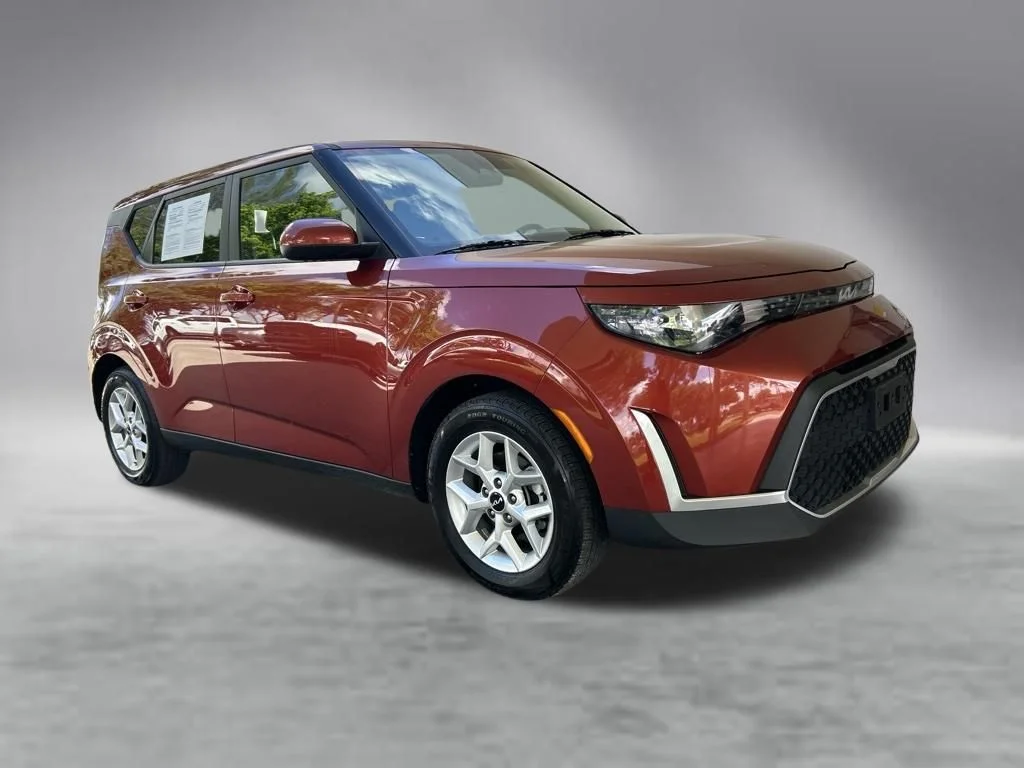 Used 2024 Kia Soul LX with VIN KNDJ23AU4R7913219 for sale in Davie, FL