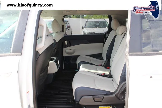 New 2026 White Kia EX image 17
