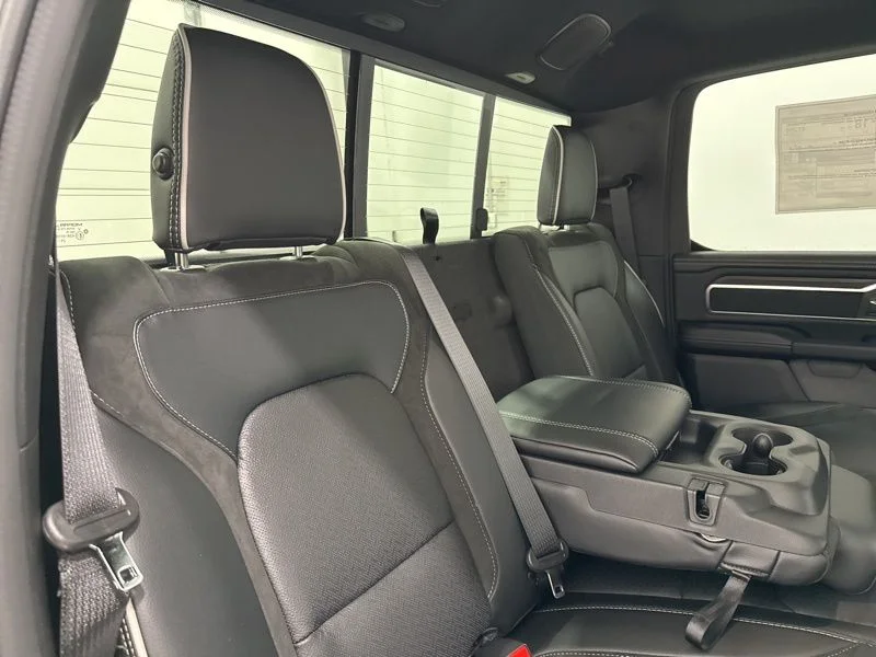 New 2026 Diamond Black Crystal Pearl-Coat Exterior Paint RAM Laramie image 12