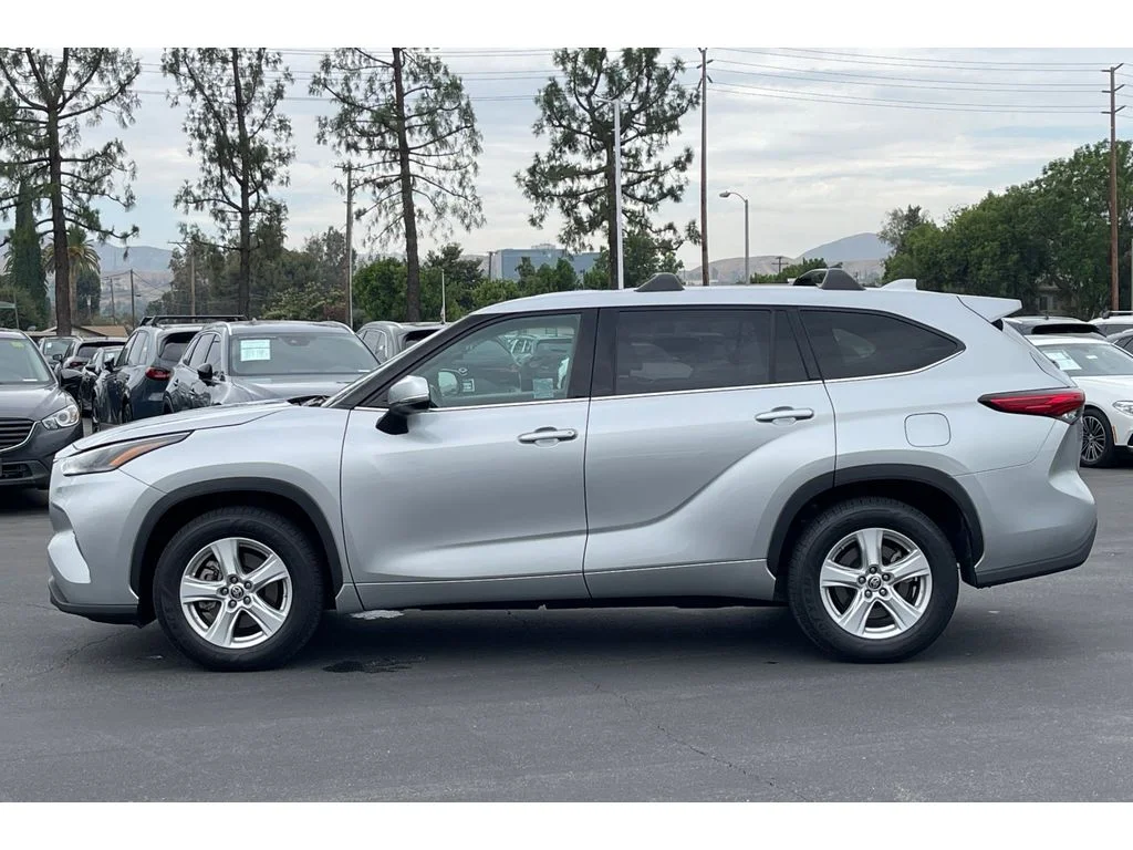 Used 2021 Celestial Silver Metallic Toyota LE image 3