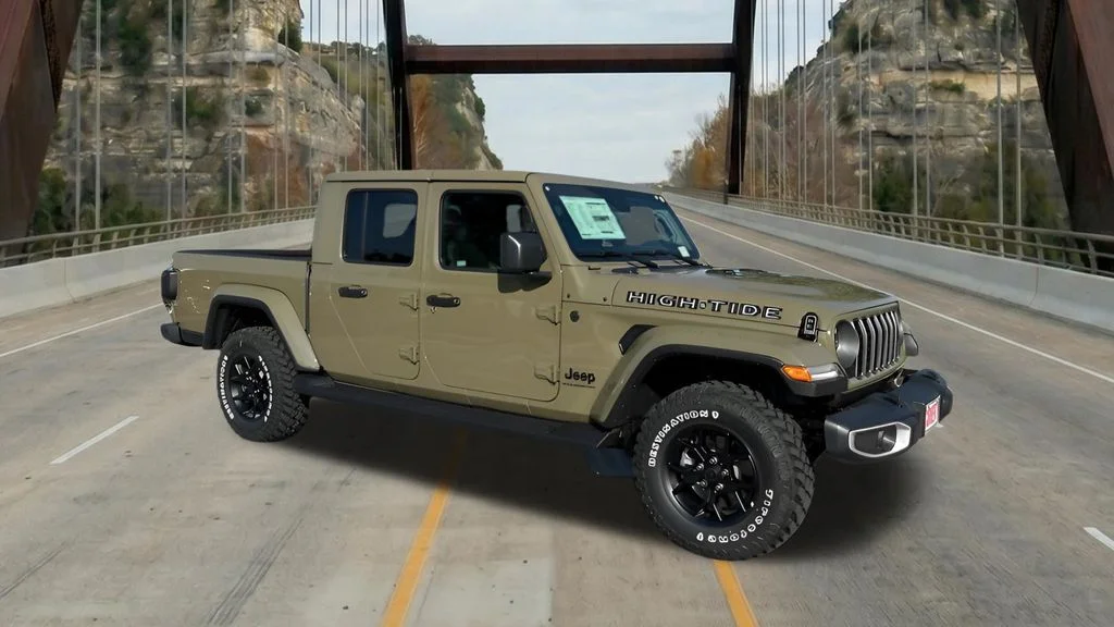 2025 Jeep Gladiator High Tide Auto's photo