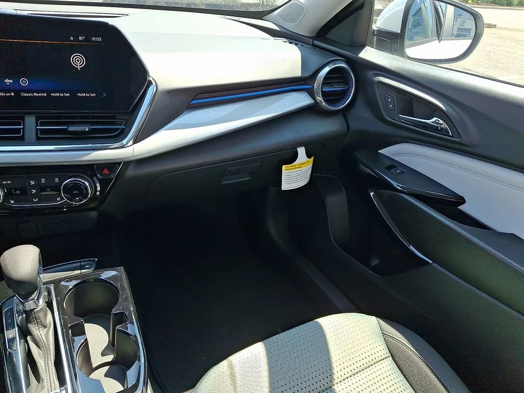 New 2026 Summit White Chevrolet LT image 12
