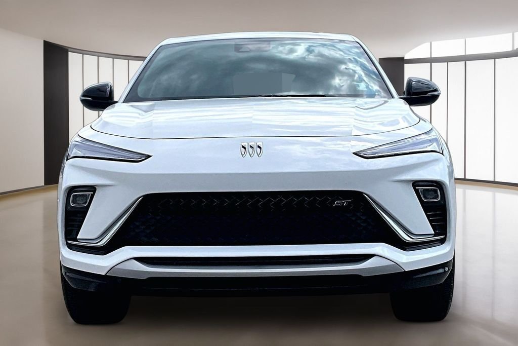 Used 2024 White Buick Sport Touring image 3