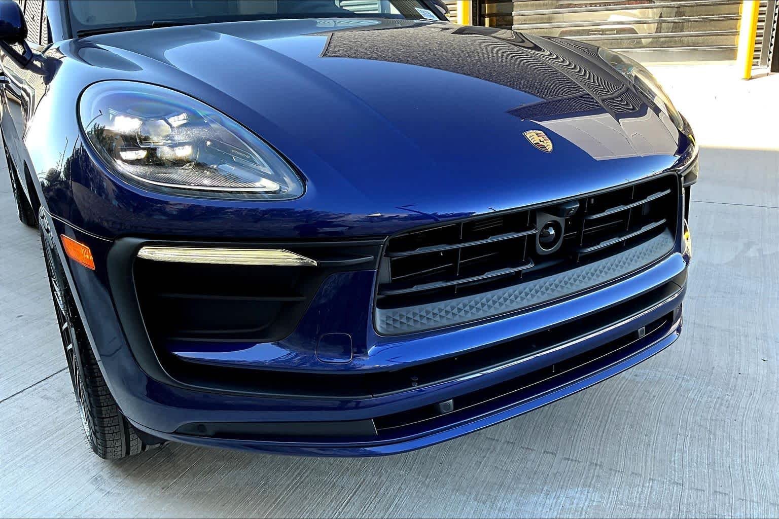 2026 Porsche Macan - Photo 23