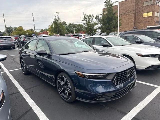 New 2026 Canyon River Blue Metallic Honda SE image 3
