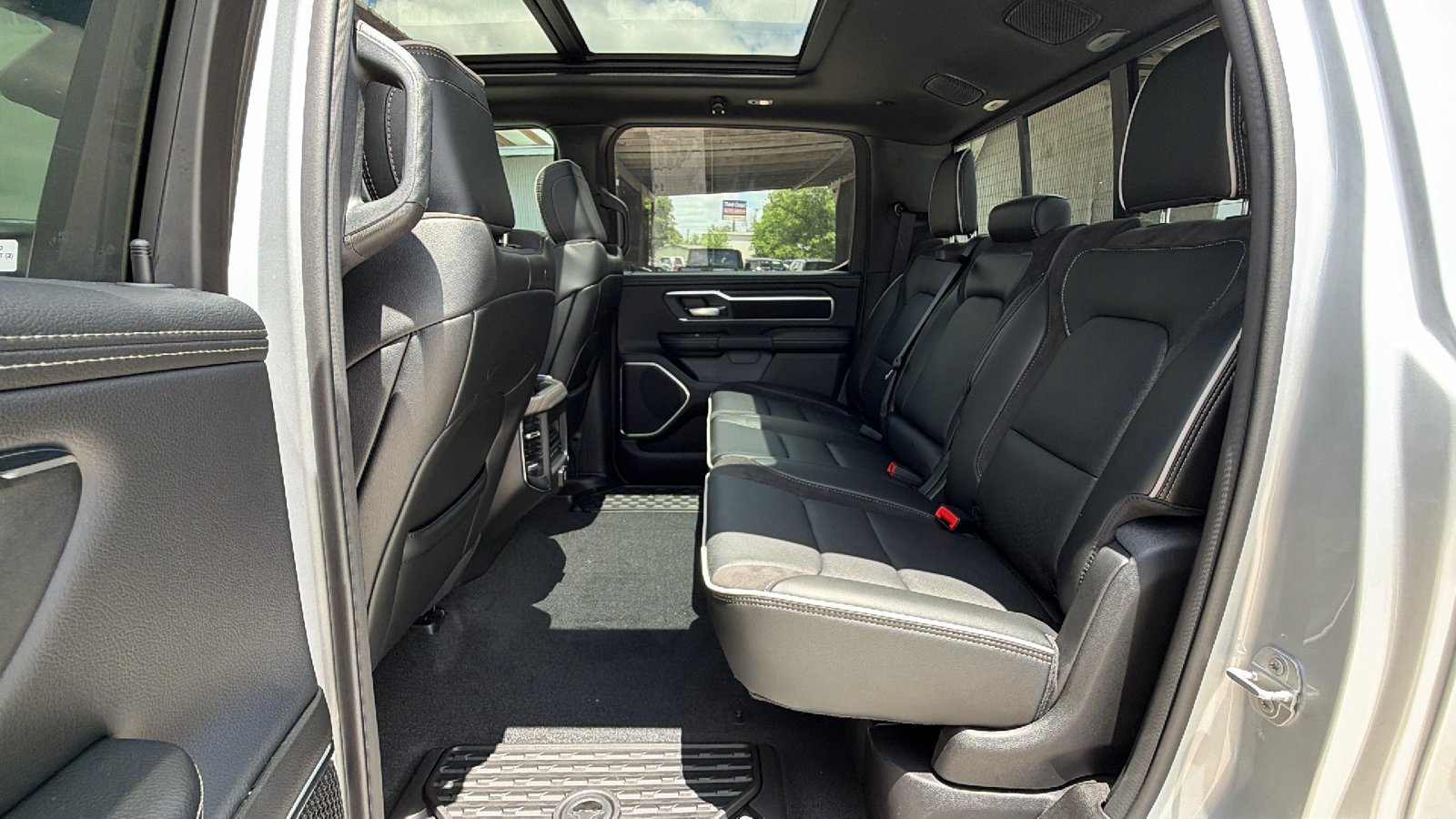 New 2026 Silver Zynith Exterior Paint RAM Laramie image 15