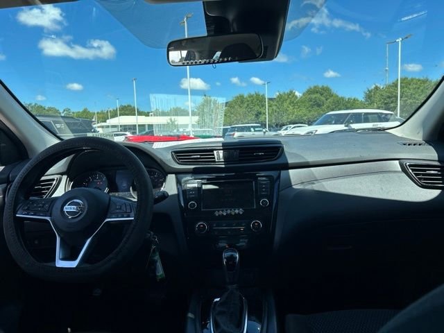 Used 2020 Black Nissan S image 15
