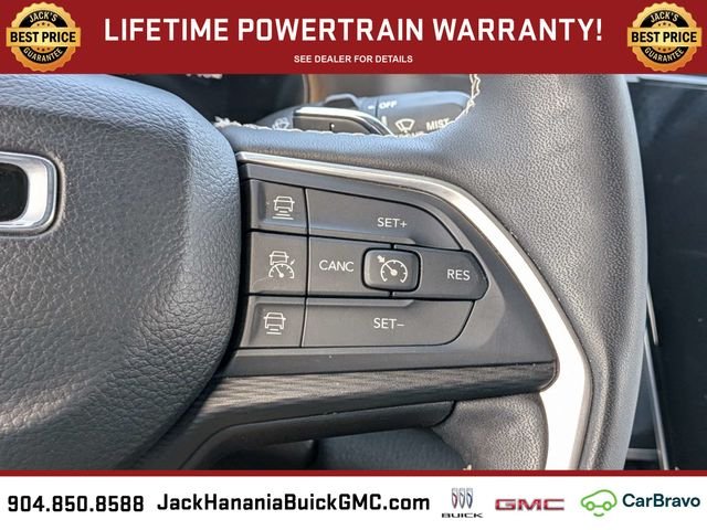 Used 2023 Silver Jeep Altitude image 29