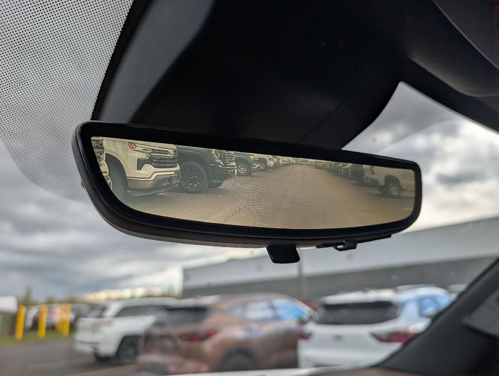 Used 2023 Summit White Chevrolet High Country image 19