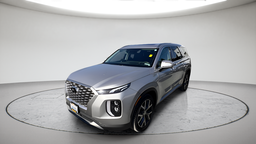 Used 2022 Silver Hyundai SEL image 5