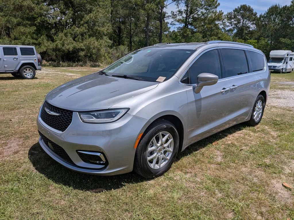 2021 Chrysler Pacifica Touring L