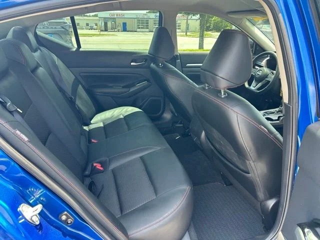 Used 2025 Blue Nissan 2.5 SR image 14