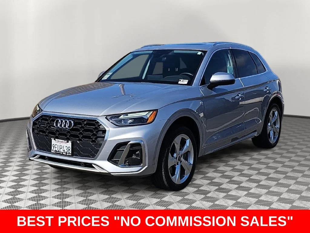 Used 2023 Silver Audi 45 S line Premium image 7