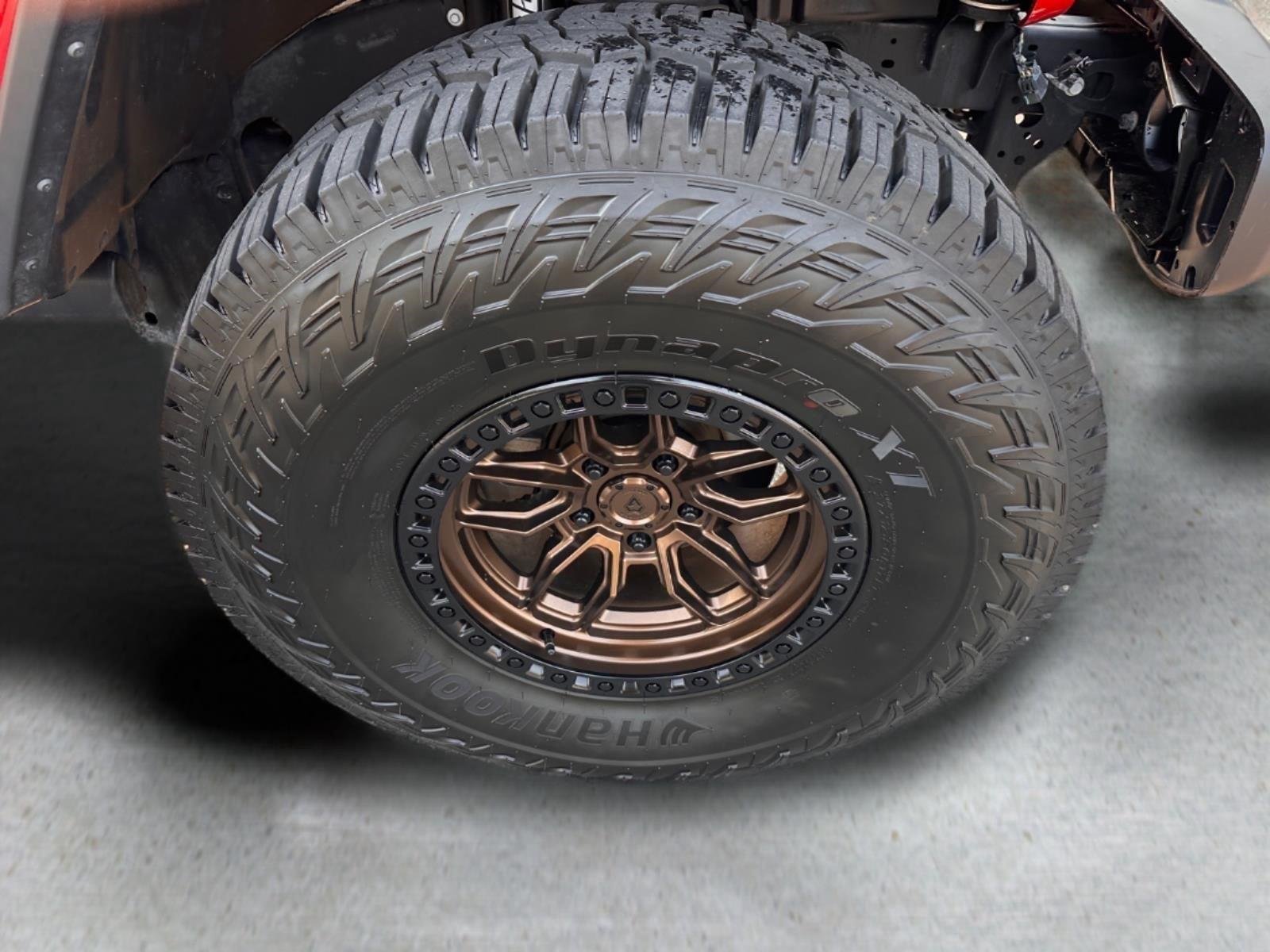 Used 2023 Firecracker Red Clearcoat Jeep Rubicon image 10
