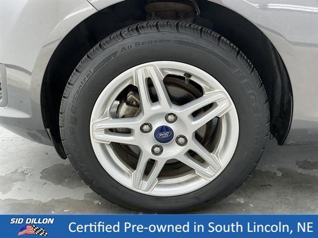 Used 2017 Magnetic Metallic Ford SE image 17