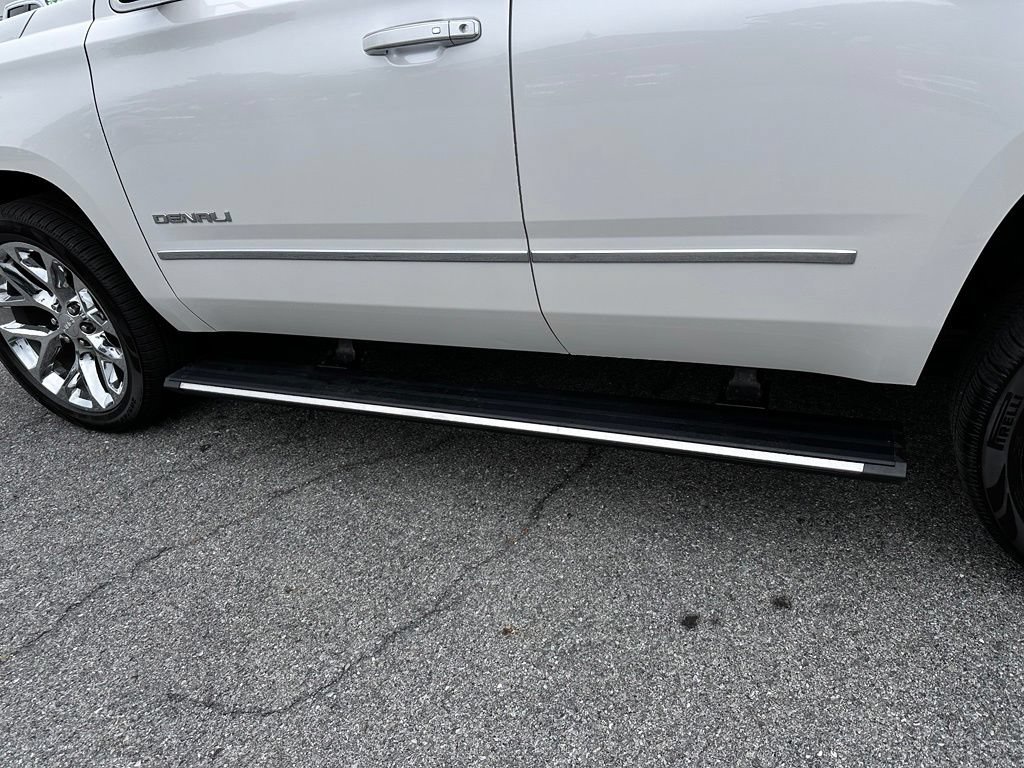 Used 2020 WHITE FROST TRICOAT GMC Denali image 45