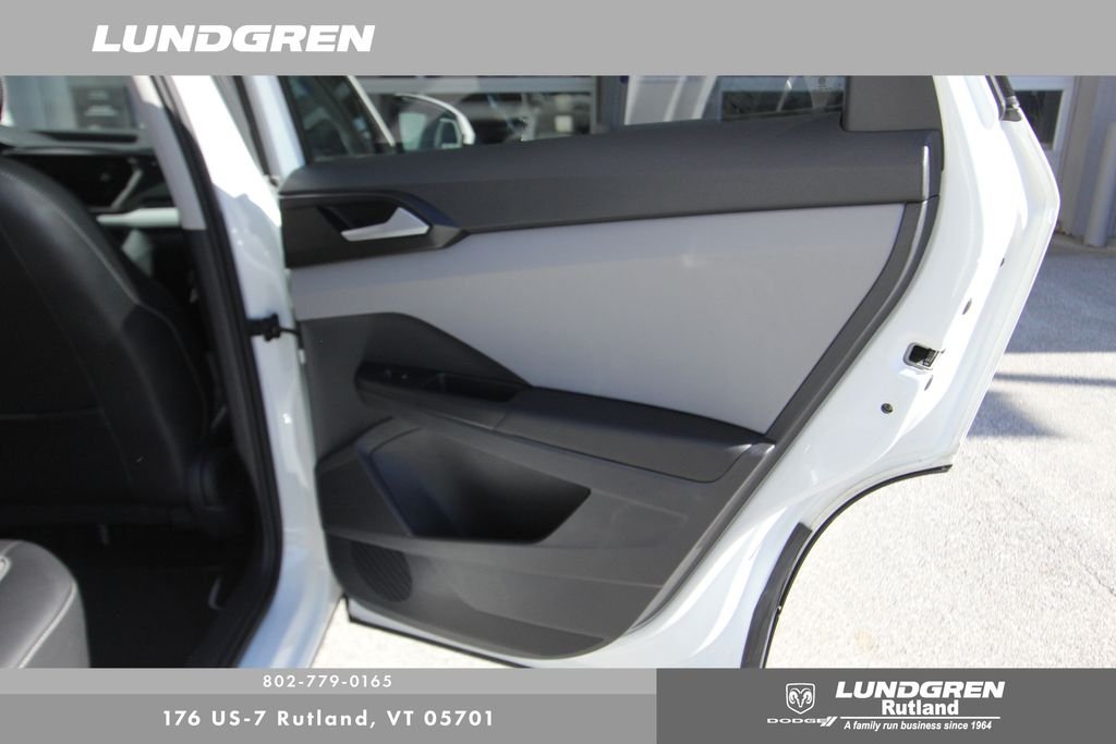 Used 2023 White Volkswagen 1.5T SEL image 19