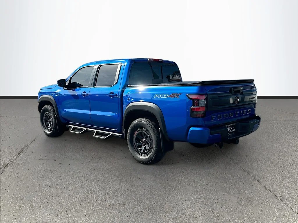 Used 2025 Blue Nissan PRO-4X image 5